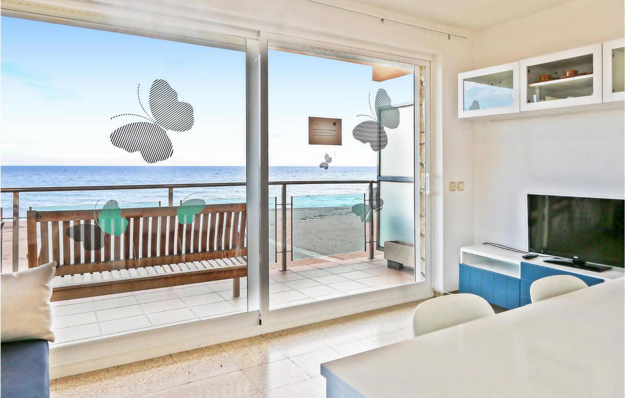 Awesome Apartment In Santa Susanna With Kitchen Extérieur photo