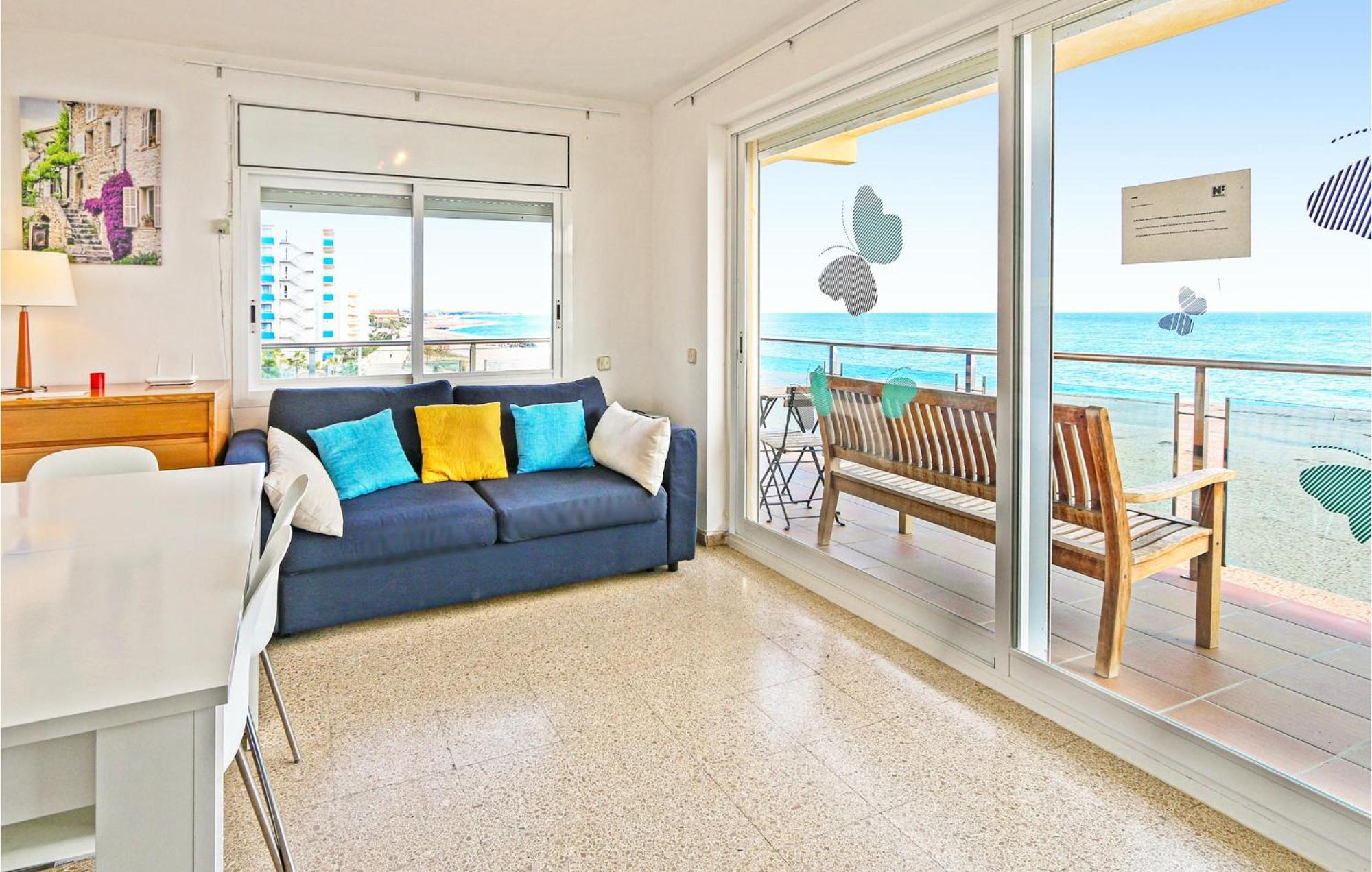 Awesome Apartment In Santa Susanna With Kitchen Extérieur photo