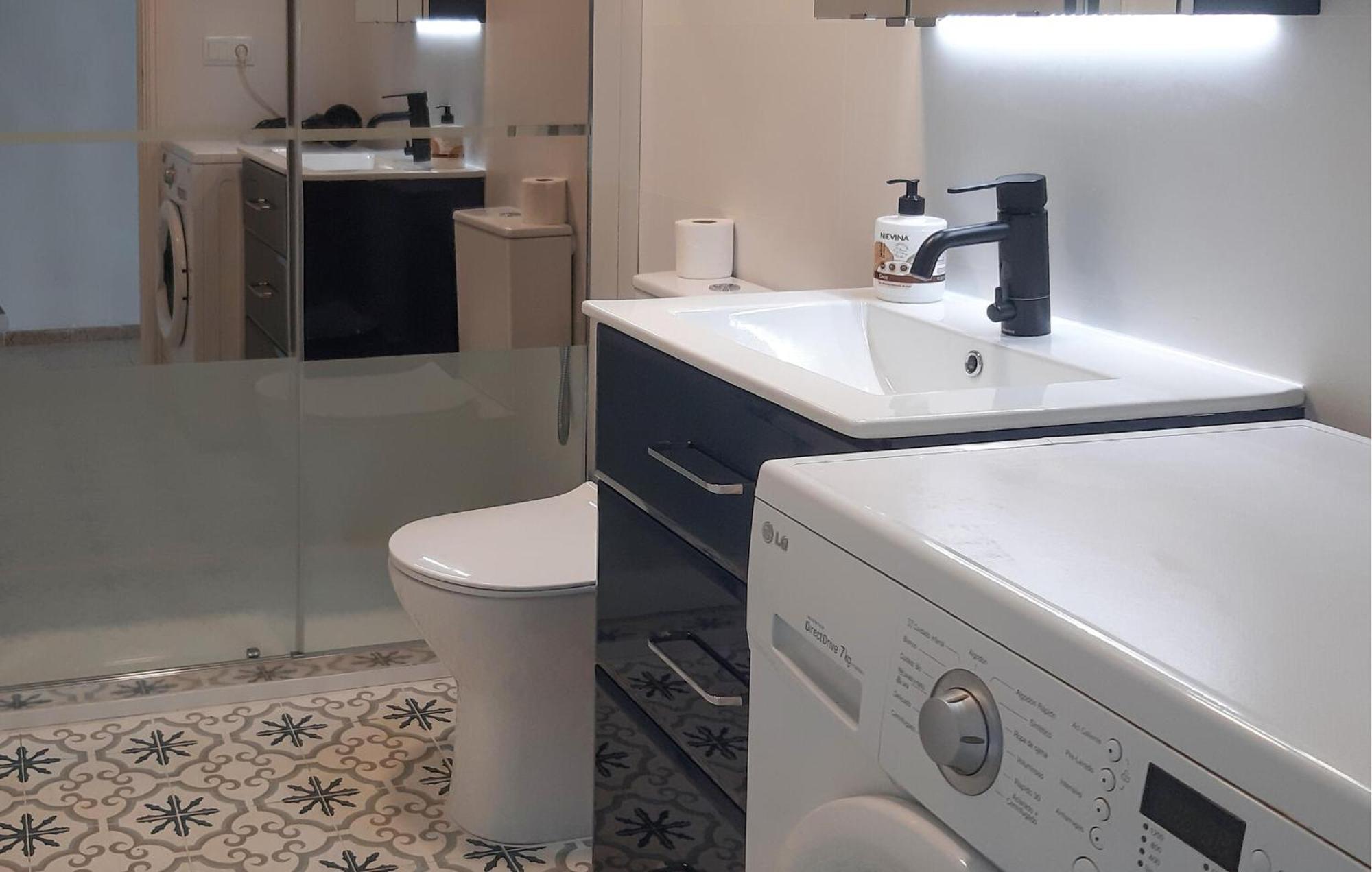 Awesome Apartment In Santa Susanna With Kitchen Extérieur photo